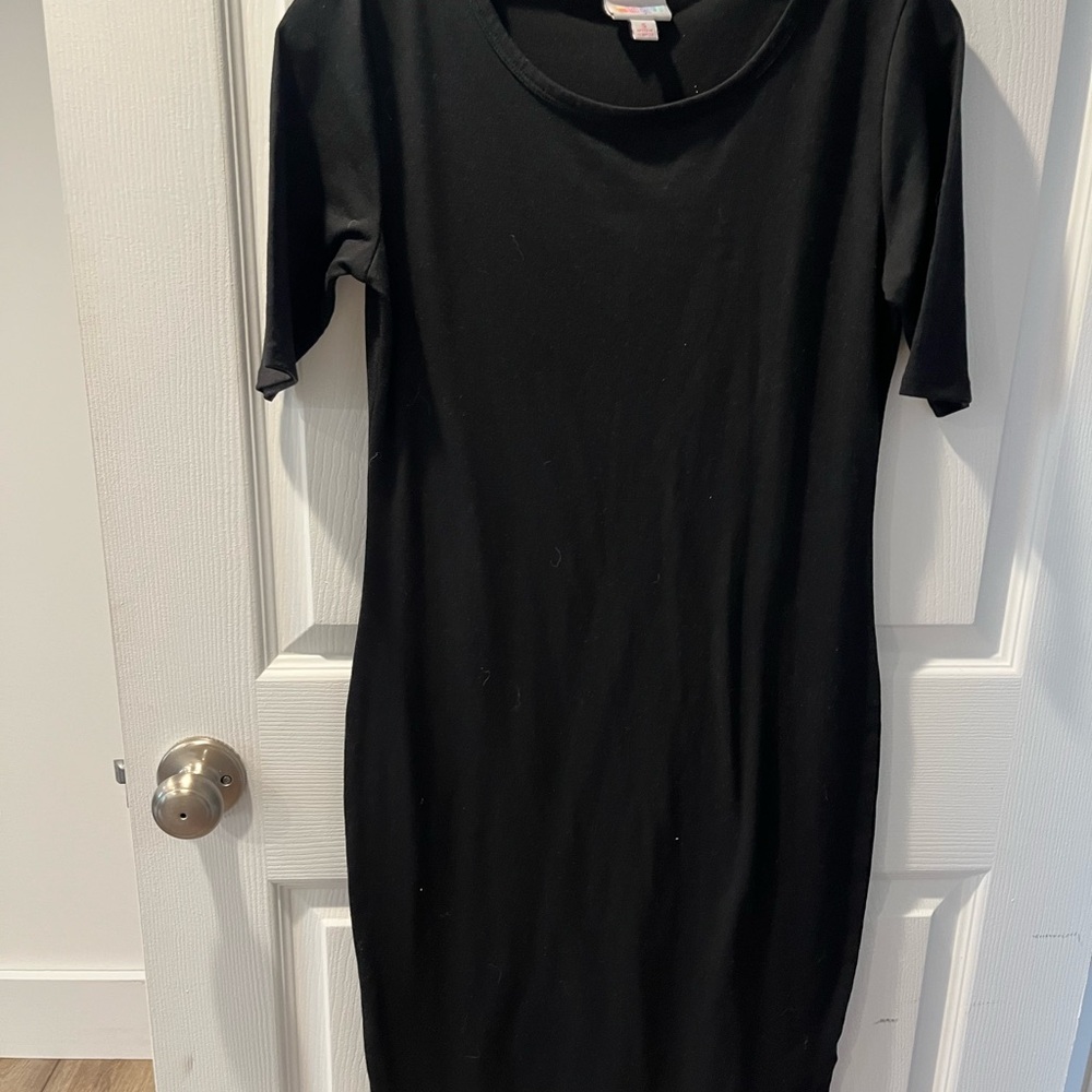Elegant Black Dress